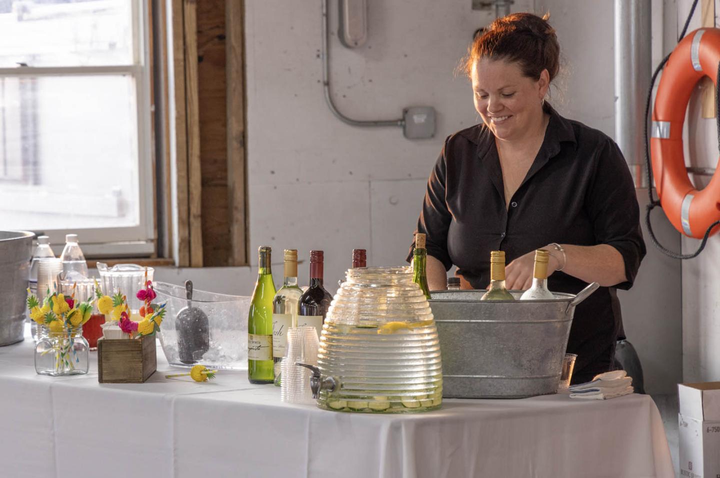 Bar service at Rendezvouz