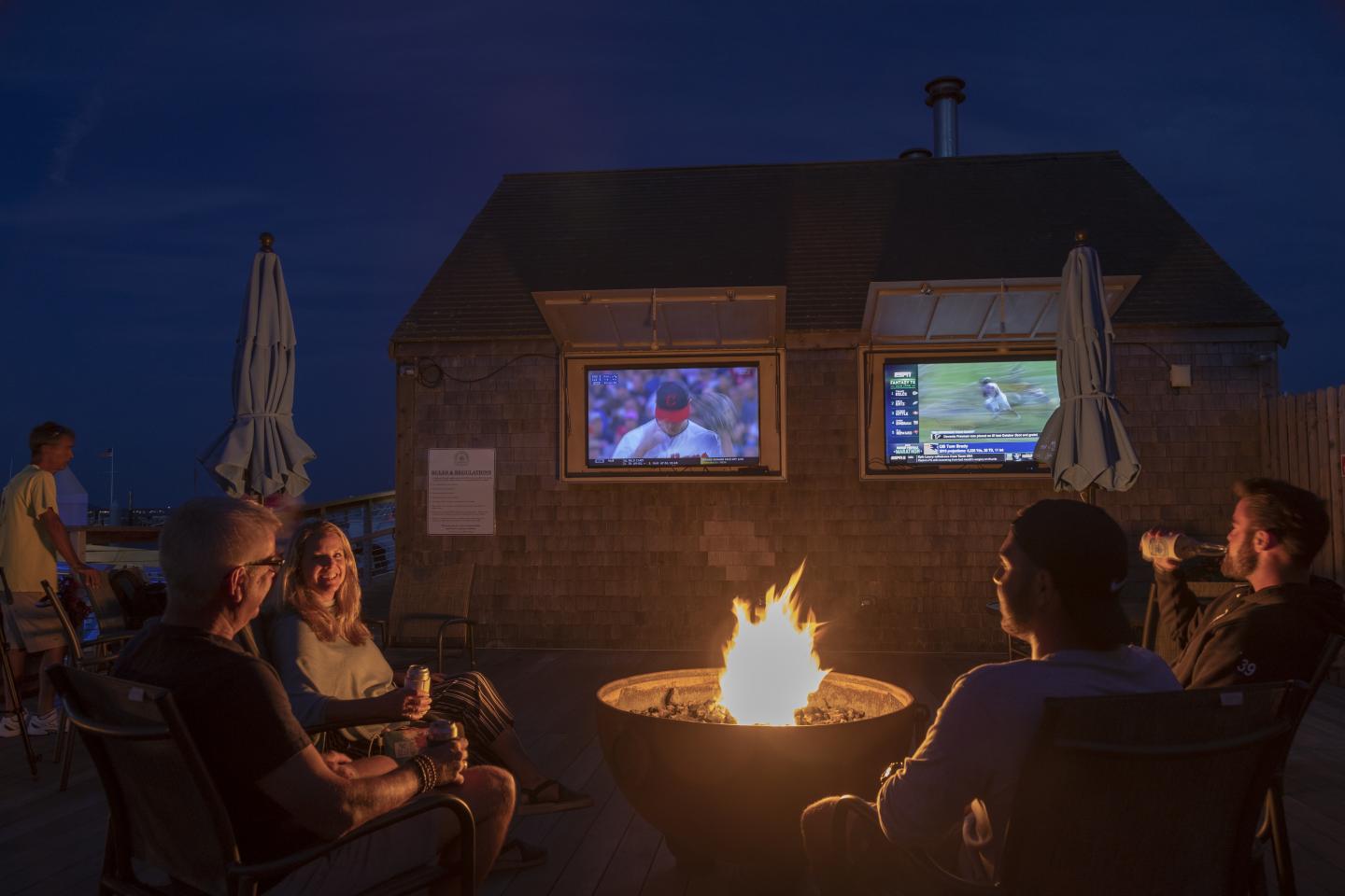 Captain's Lounge at Provincetown Marina